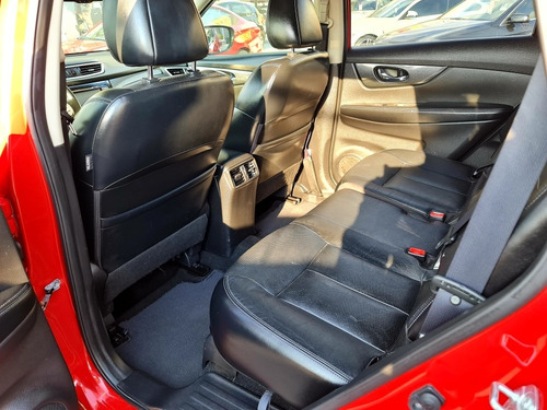 Imagen 10 de 15 de Nissan X-trail 2017 2.5 Exclusive 3 Row Cvt