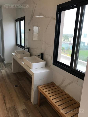Puertos Del Lago - Casa En Venta Barrio Vistas