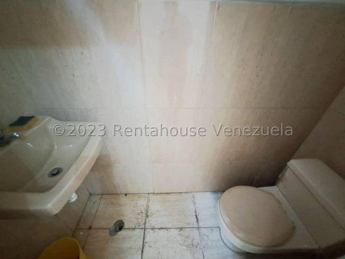 Imagen 18 de 30 de Local En Alquiler Zona Este De Barquisimeto. Tu Asesor De Confianza Kenlimar Nieto. Contactame *0424 5/2/2/3/7/9/7* Código Flex. 23-24221