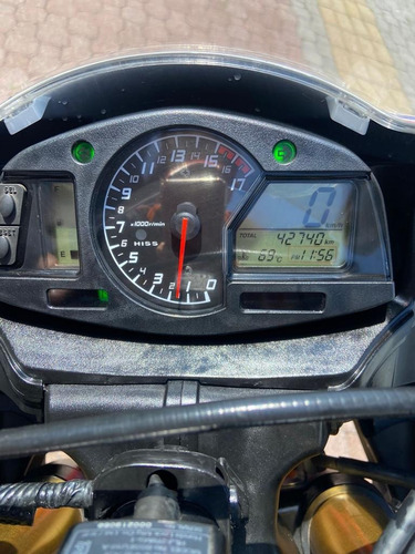 Imagem 7 de 12 de Honda Cbr600rr