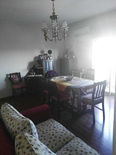 Imagen 5 de 14 de Departamento 4 Amb Frente Lavadero Balcon 2 Cdras Albberdi