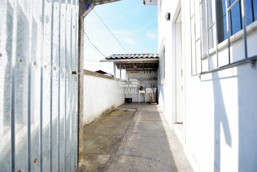 Imagem 26 de 30 de Oportunidade Única Com Rendimento Mensal!! Casa Em Forquilhinhas - 4536