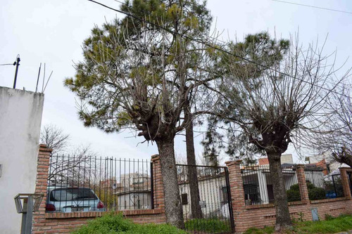 Venta Casa Con Lote En Villa Celina