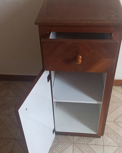 Mueble Multiuso Enmadera Forrado Con Formica (Usado)