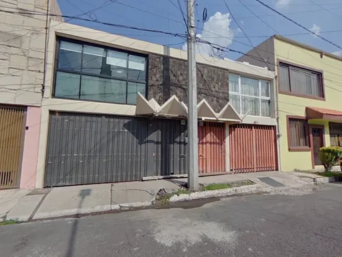 Casa Llena De Luz Para Actualizar, Col. Reforma Iztaccihuatl Sur