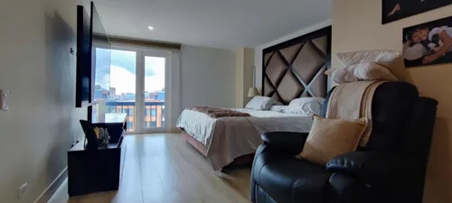 Apartamento En Venta En Colina Campestre. Cod V12413