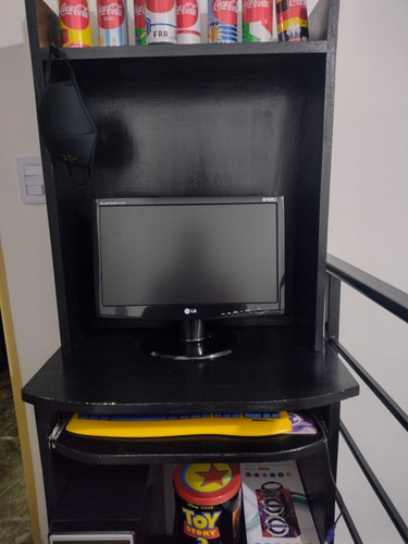 Imagen 6 de 10 de Vendo Cpu Completo Y Silla Casi Nueva