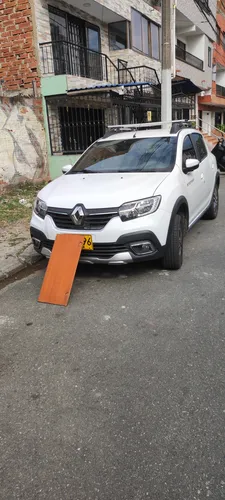 Renault Stepway 1.6 Intense Automática