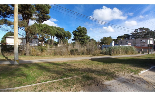 Venta Lote Multifamiliar Victor Hugo Ostende