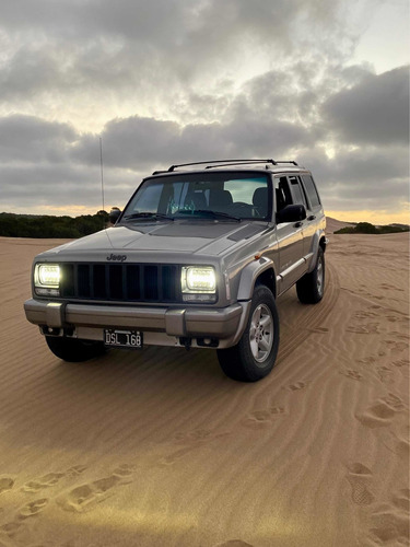 Jeep Cherokee 4.0 Classic