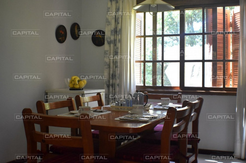 Casa En Zona Golf De Punta Del Este- Ref: 30288