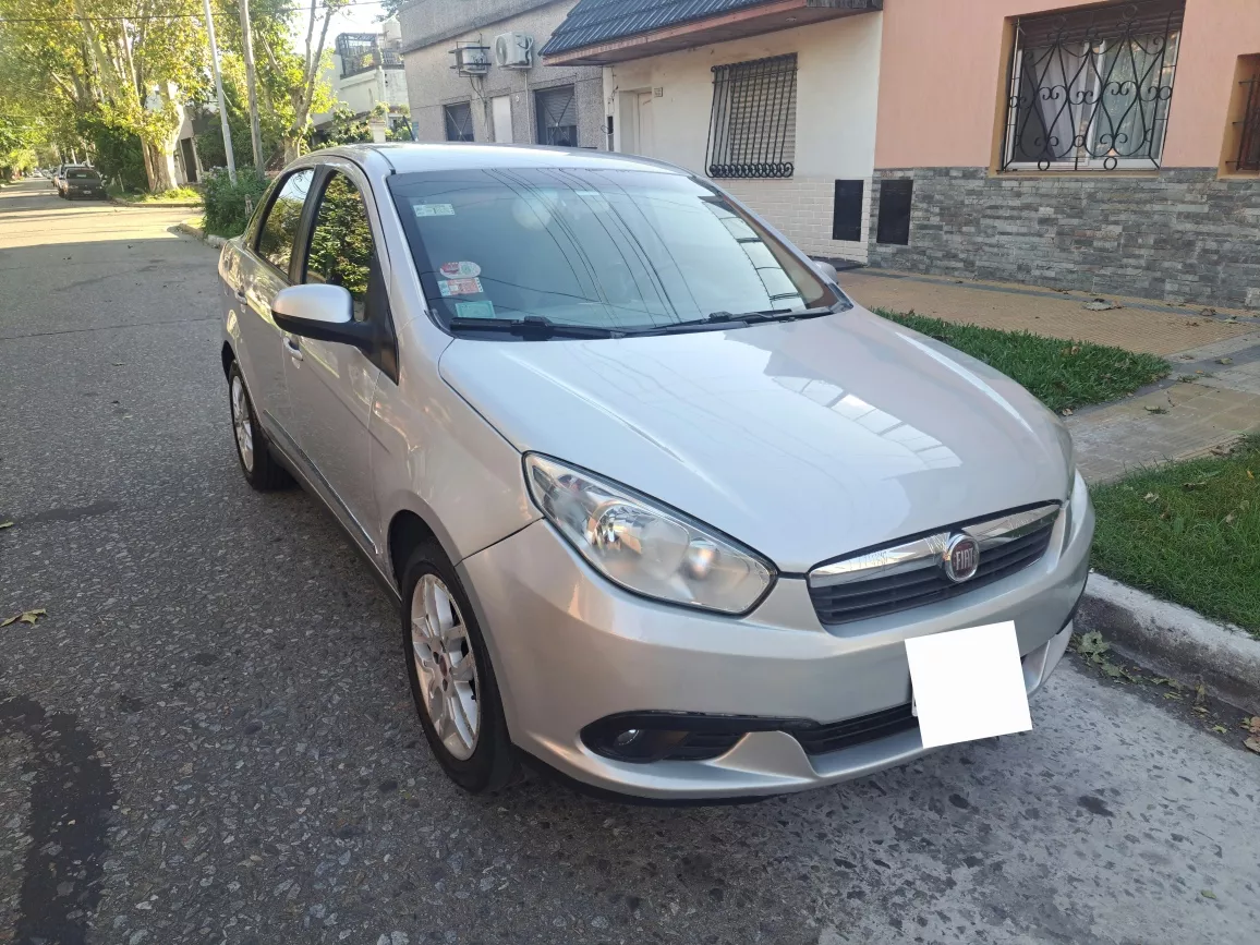 Fiat Grand Siena 1.6 Essence Dualogic 115cv