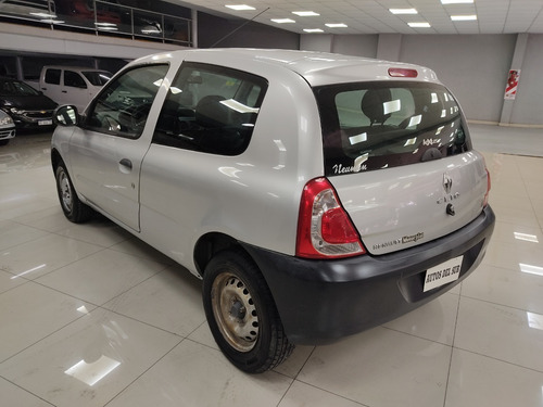 Imagen 5 de 15 de Renault Clío Mio 3p Autentique Pack 2013