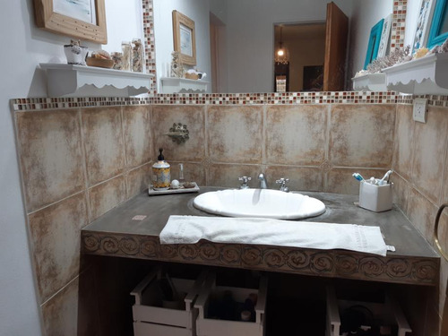 Chalet En Venta En Parque Leloir