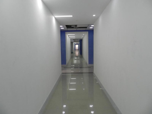 Imagen 3 de 8 de Oficina
