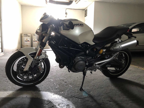 Ducati Monster 696 Monster 696
