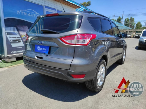 Imagen 6 de 8 de Ford Escape 2013
