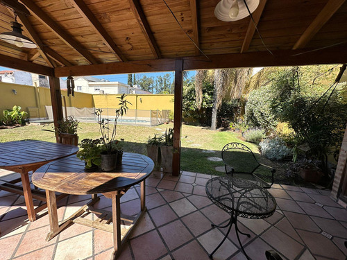 Venta Casa 3 Dorm Planta Baja Villa Belgrano Pileta Y Cochera