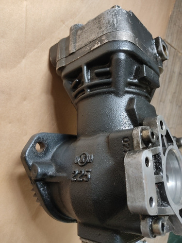 Compresor De Aire Frenos Iveco Tector