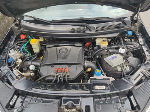 Fiat Grand Siena 2013 1.6 16v Essence Flex Dualogic 4p