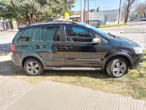 Volkswagen Suran Highline mod 2012
