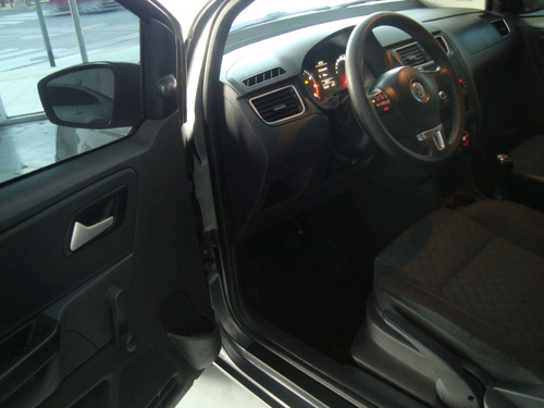 Imagen 5 de 9 de Volkswagen Suran 1.6 Comfortline 101cv
