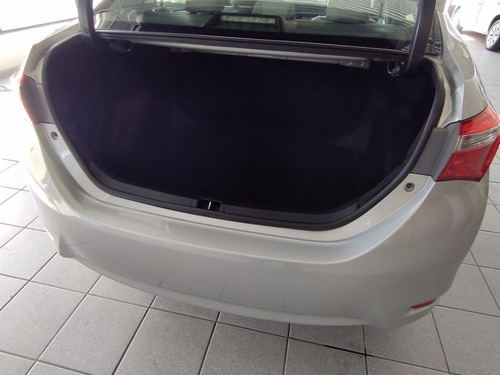 Imagem 11 de 14 de Toyota Corolla