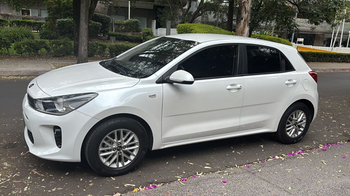Kia Rio 1.6 Lx Hatchback Mt