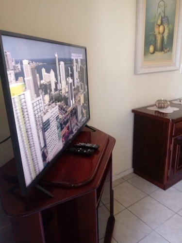 Imagem 12 de 15 de Apartamento 02 Dormitórios Na Quadra Do Mar Em Canasvieiras - 4022