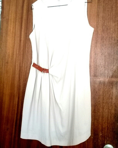 Vestido Beige Con Detalle Cuero