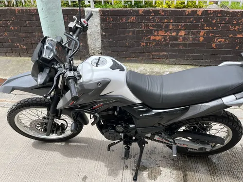 Akt Ttr 200 Modelo 2018 Soat 15-11/2025 Tecno 30-10/2025 L