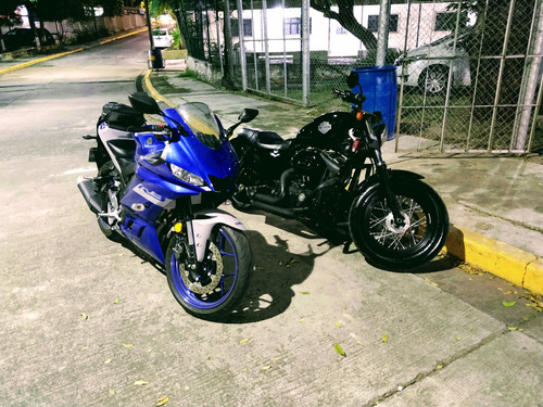 Yamaha R3 Color Azul Año 2022