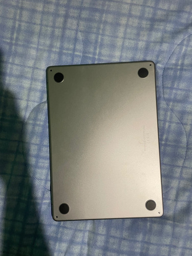 Macbook Air M3 13 Plata 256gb Ssd - Apple M3 Chip (Usado)