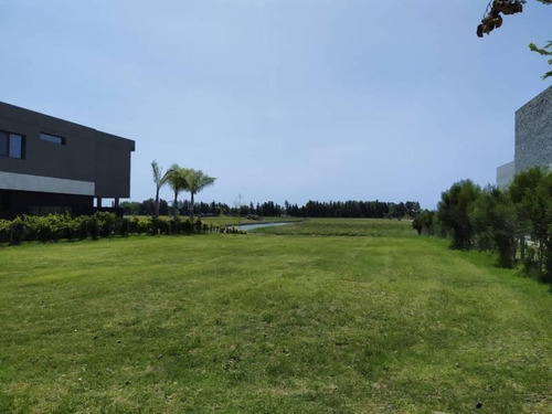 Imagen 5 de 6 de Lote Exclusivo En El Yacht De Nordelta