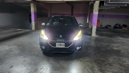 Peugeot 208 1.6 Xy