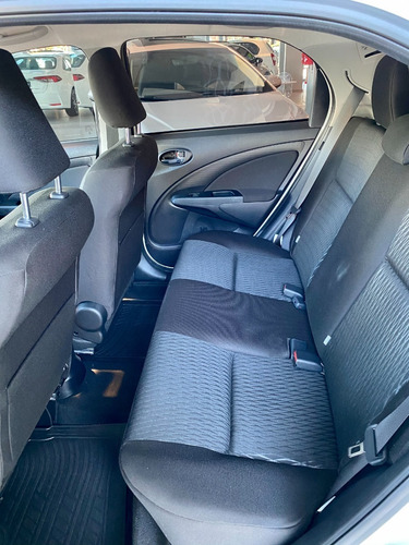 Toyota Etios Xls 1.5 Automatico 5p Hatchback