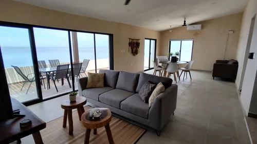 Casa En Venta Merida, Playa Chabihau De 1 Planta Frente Al Mar, Entrega Inmediata.