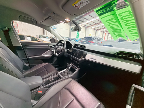 Audi Q3 Select 2022
