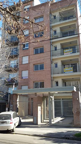 Departamento En Venta En Moron Sur