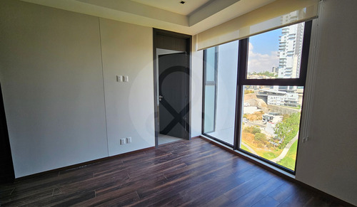 Departamento En Renta En Bosque Real