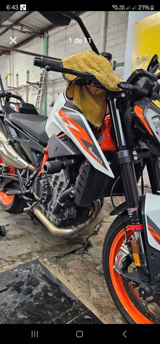 - Duke 890 R / Acepto Cambios - 2020 - 18,000 Kms - 1 Dueño
