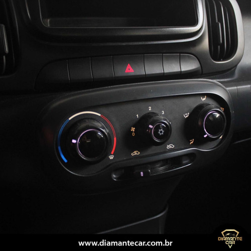 Imagem 13 de 15 de Fiat Mobi 2018 1.0 Easy Flex 5p