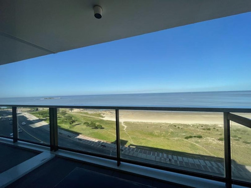 Imagen 2 de 15 de Excelente Apartamento 3 Dormitorios Con Vista A La Rambla De Malvín - Lyra #801
