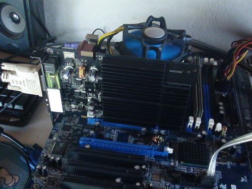 Placa De Vídeo Nvidia 7300gt 512mb (Usado)