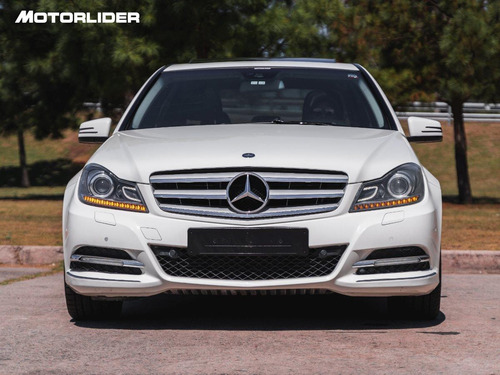 Imagen 8 de 15 de Mercedes Benz C250 1.8 Avantgarde At | Permuta / Financia