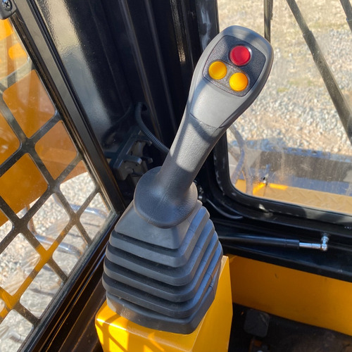 Minicargadora 50hp - Sinomach 255f Cerrada Aa
