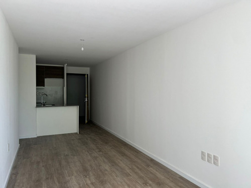 Venta Apartamento 1 Dormitorio Penthouse Con Garage Centro
