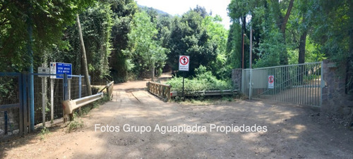 Con Playa Y Orilla Rio En Santuario Naturaleza En Arrayan