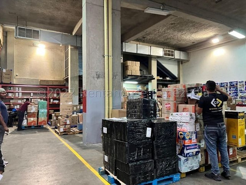 Imagen 11 de 30 de Venta De Estupendo Edificio En Prado De María / Gc 22-28408