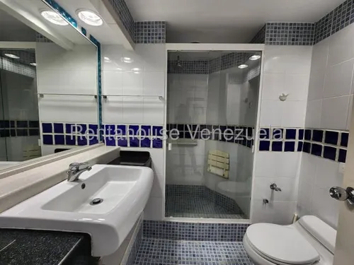 Las Mercedes Mls# 25-18614 Wm